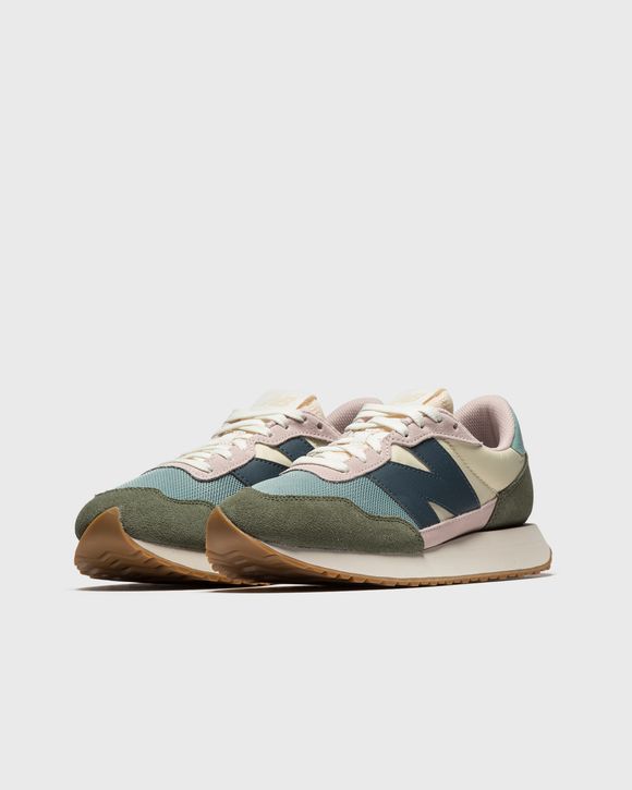 WMNS 237