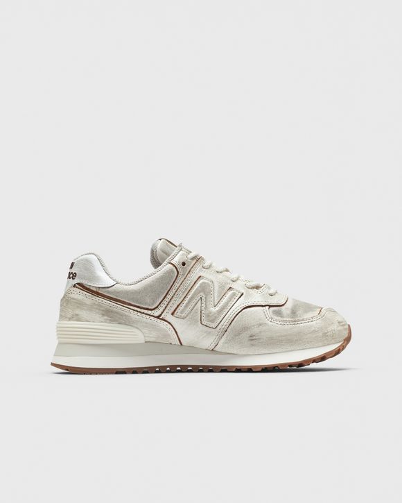 WMNS 574