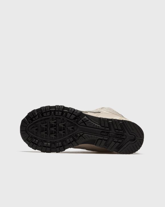 WMNS 574