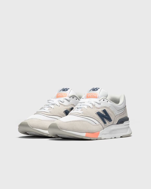 WMNS 997