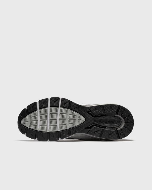WMNS W990GL5