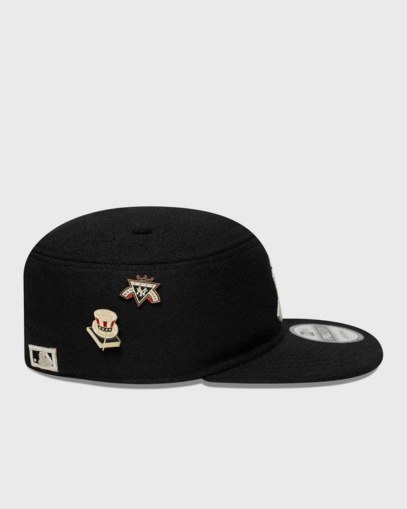 IMG COOPS PIN PILLBOX NEW YORK YANKEESCO