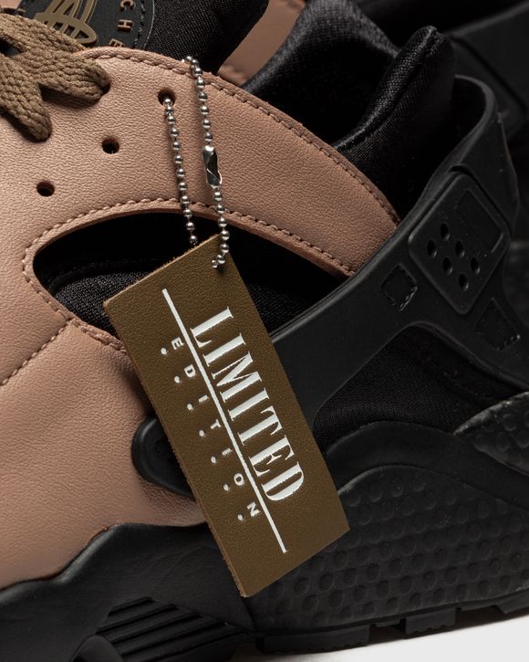 Air Huarache LE