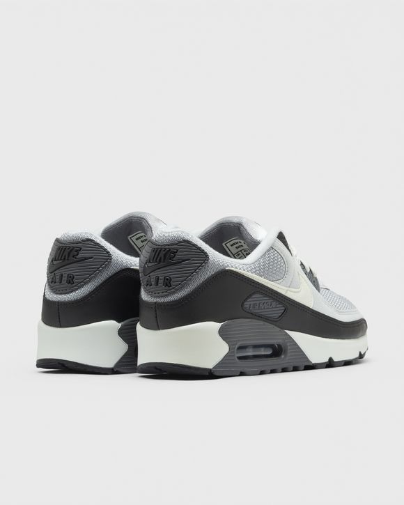 AIR MAX III