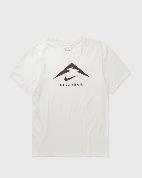 DF TEE TRAIL LOGO