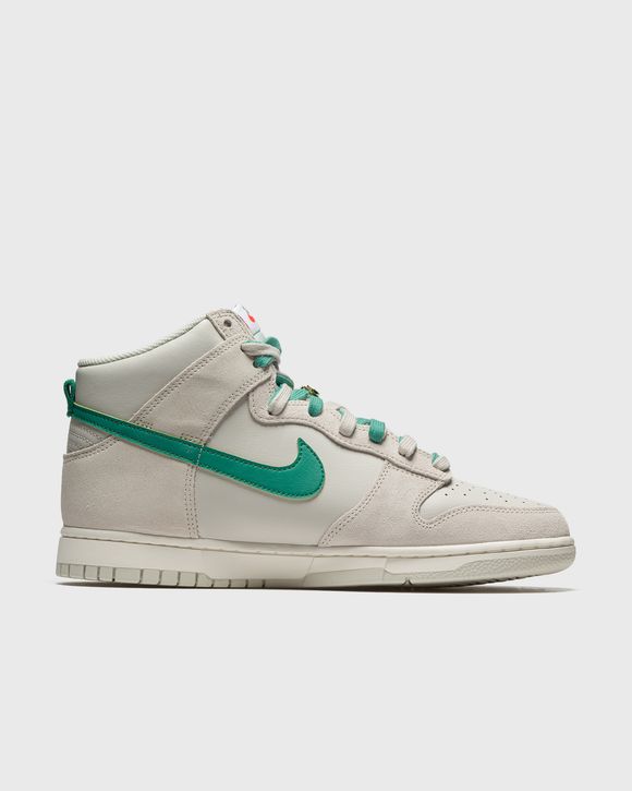 Dunk High SE