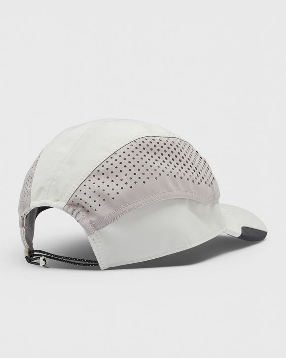 FLY CAP CB TECH