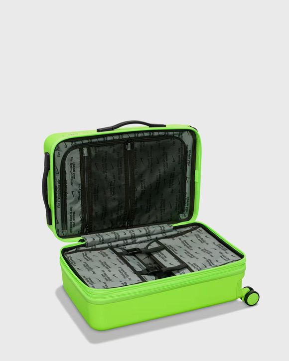 HARDSHELL LUGGAGE SUITCASE 22IN