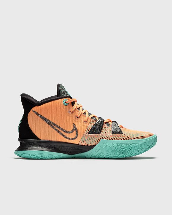 Kyrie 7 'Play for the Future'