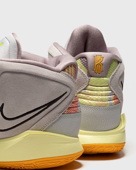 KYRIE INFINITY