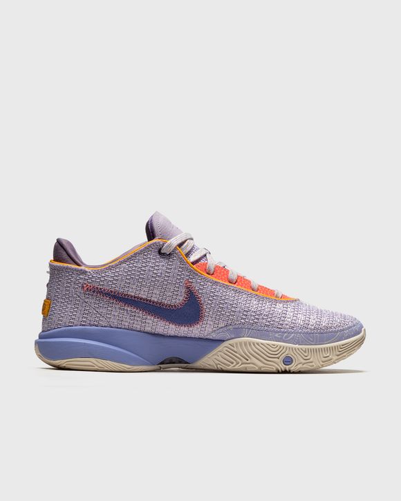 LeBron 20