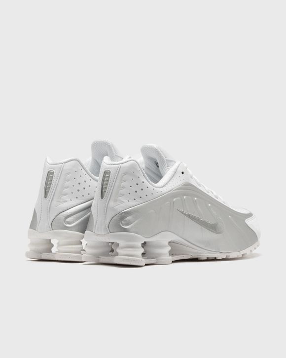Shox R4