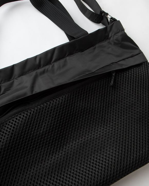 SPORTSWEAR ESSENTIALS TOTE BAG