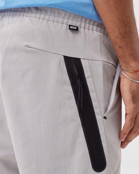 TECH ESSENTIALS COMMUTER PANT