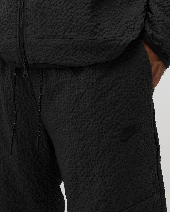 Tech Essentials Woven Joggers