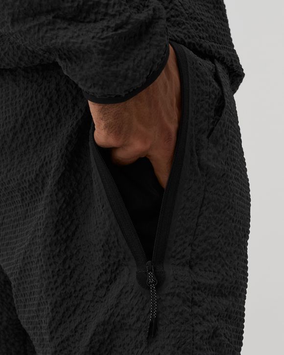 Tech Essentials Woven Joggers