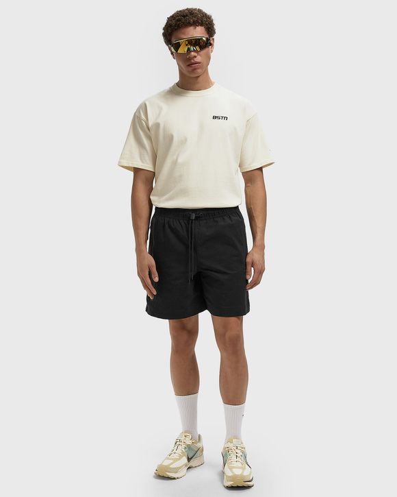 TECH WOVEN SHORT