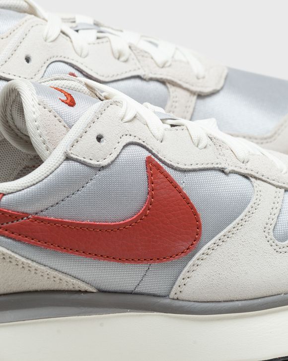 W NIKE PHOENIX WAFFLE