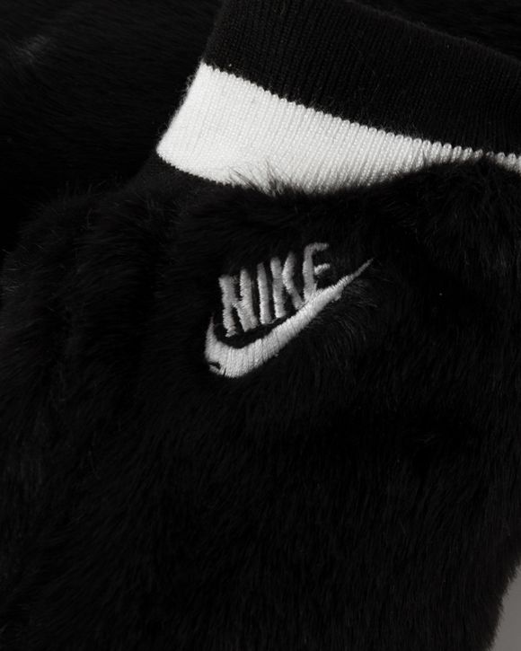 WARM MITTENS