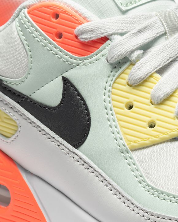 WMNS Air Max 90