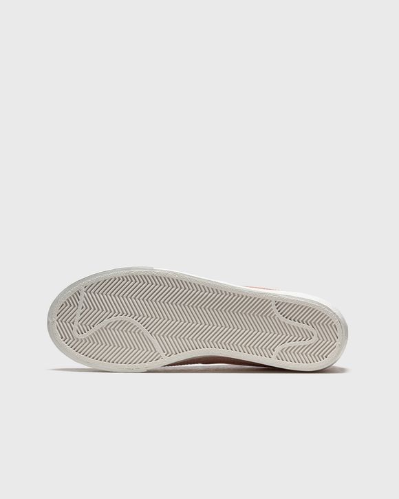 WMNS BLAZER LOW PLATFORM ESS