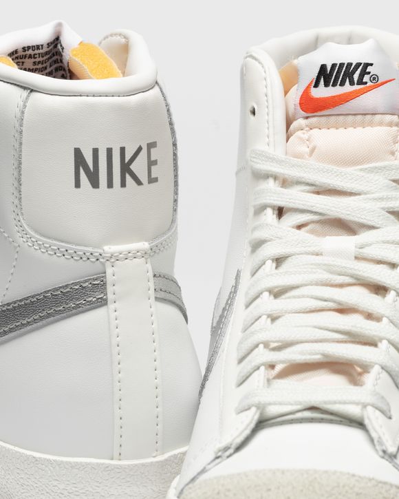 WMNS Blazer Mid '77
