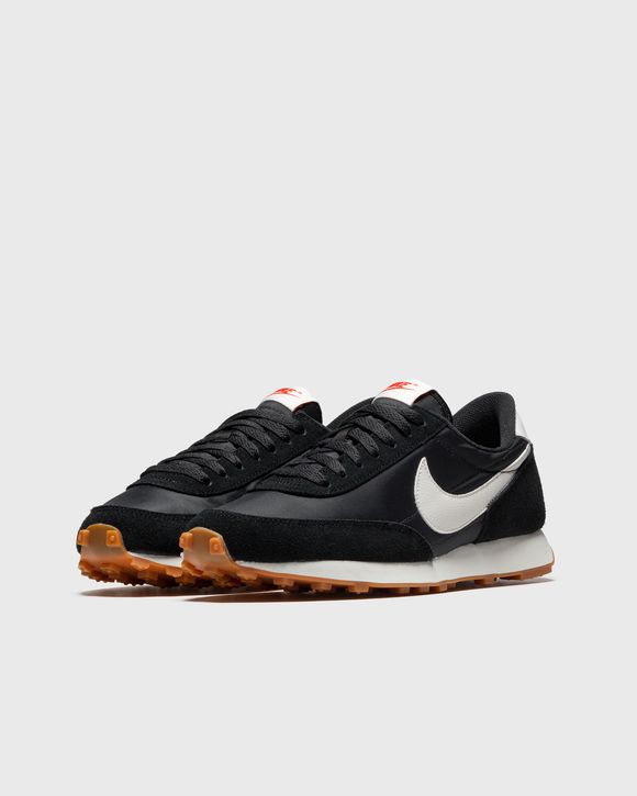 WMNS Daybreak