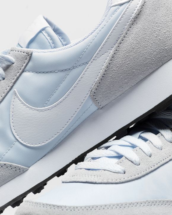 WMNS Daybreak