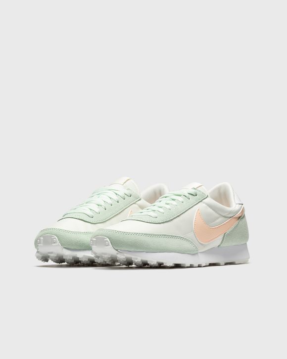 WMNS Daybreak