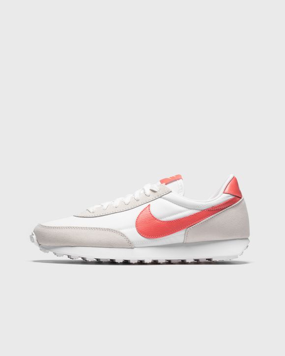 WMNS Daybreak