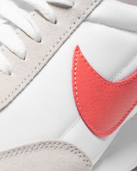 WMNS Daybreak