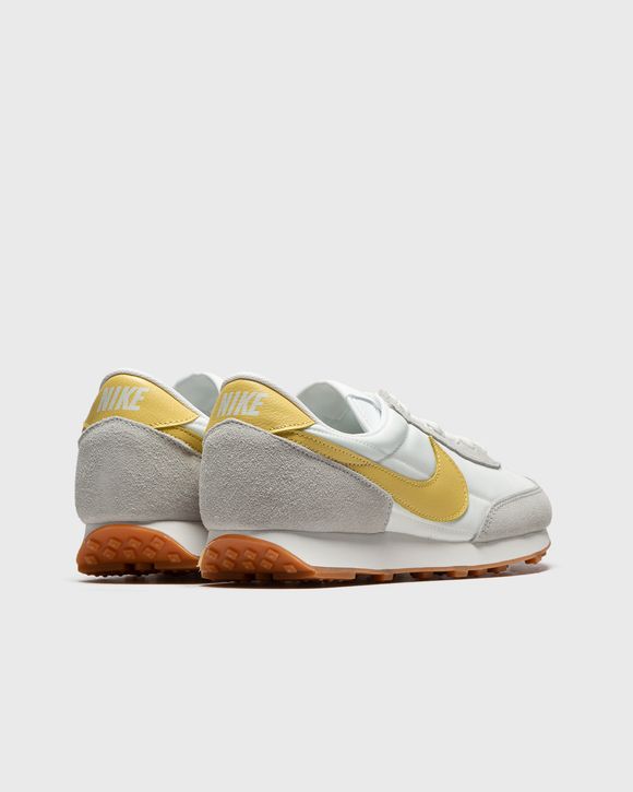 WMNS Daybreak