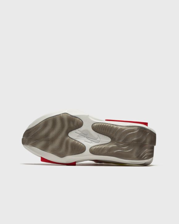 WMNS Fontanka Edge