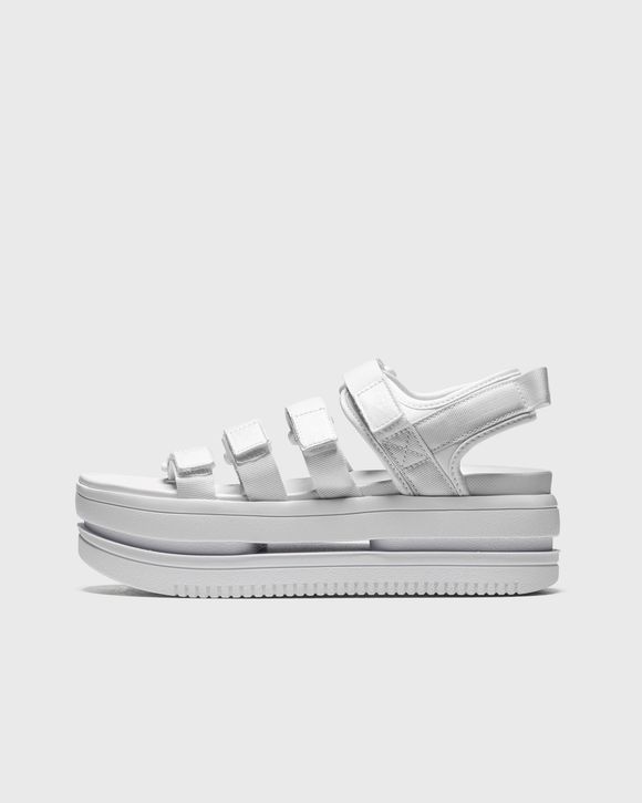 WMNS Icon Classic Sandals
