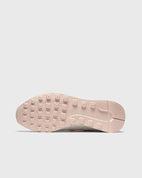 WMNS INTERNATIONALIST