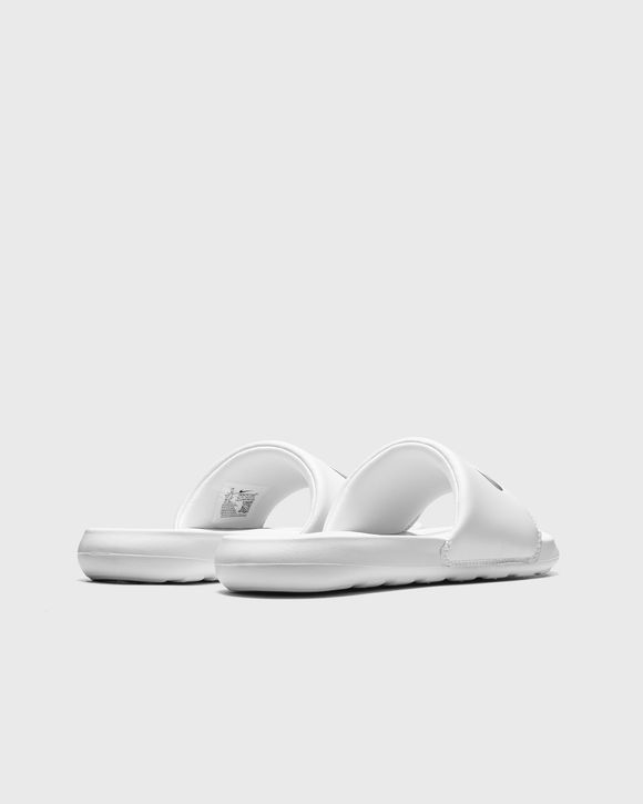 WMNS Victori One