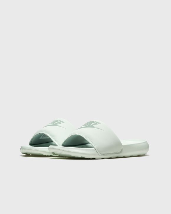 WMNS Victori One