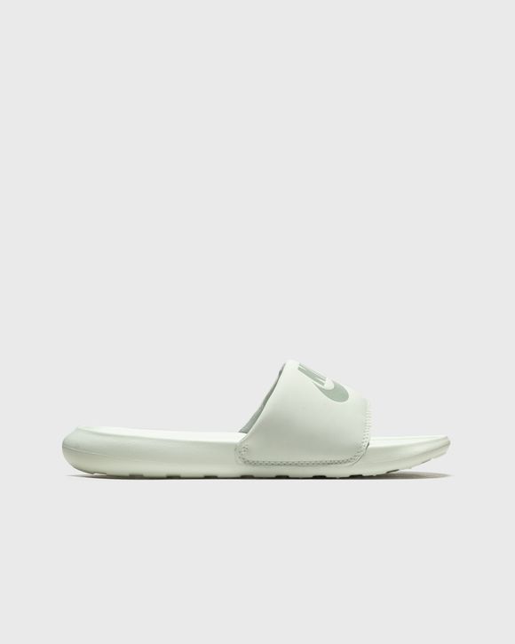 WMNS Victori One