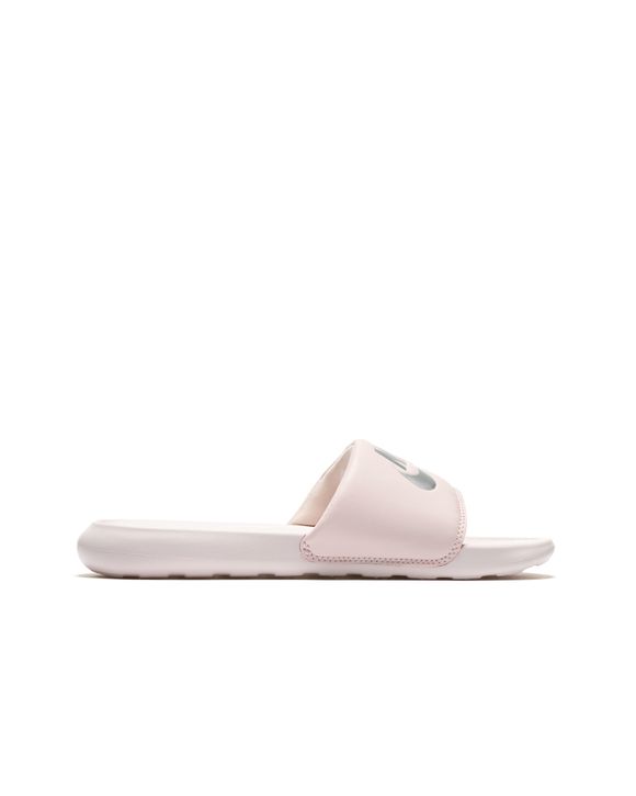 WMNS Victori One