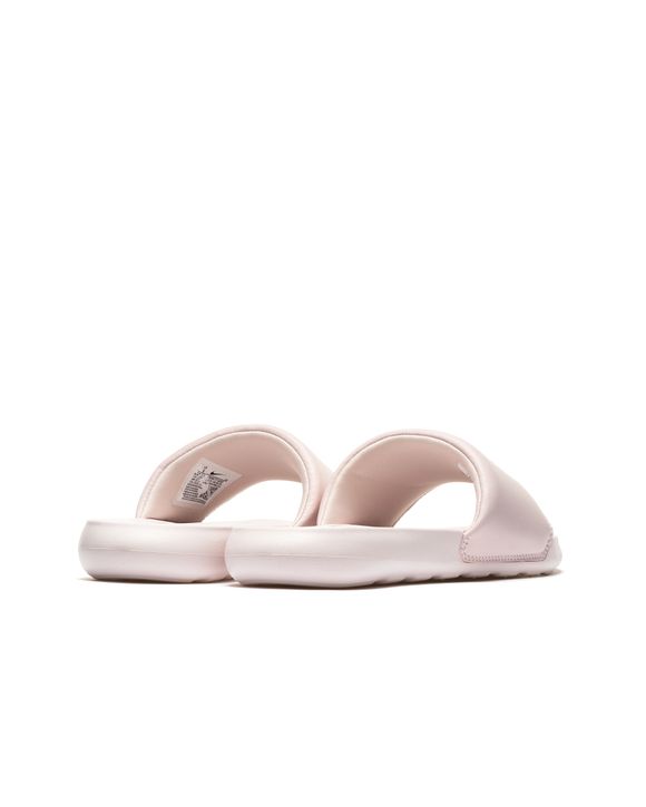 WMNS Victori One