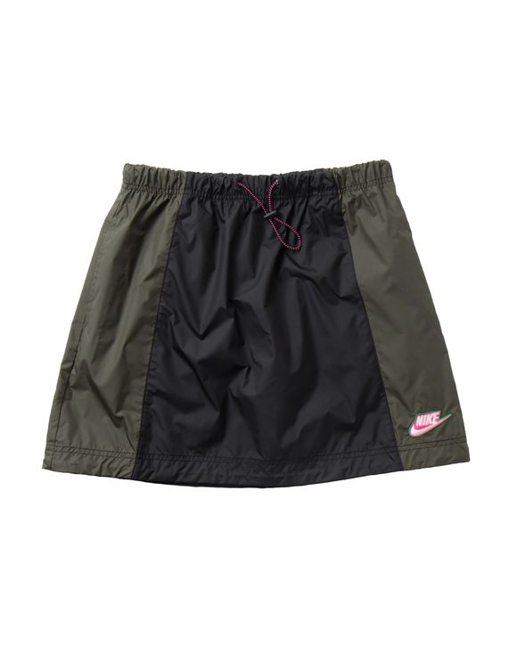 wmns-shorts-nike-green-black_cu5985-010-01