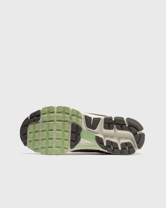 WMNS ZOOM VOMERO 5