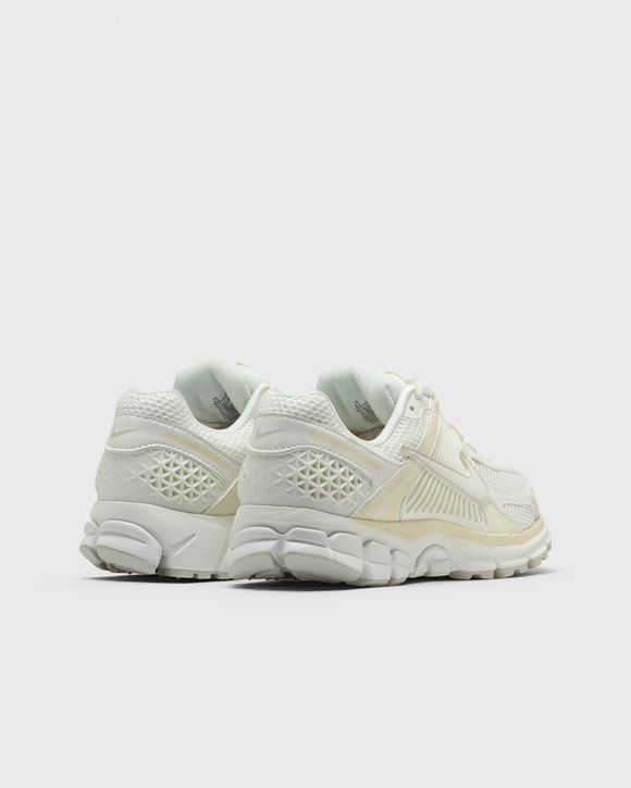 WMNS ZOOM VOMERO 5
