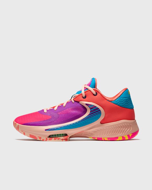 Zoom Freak 4