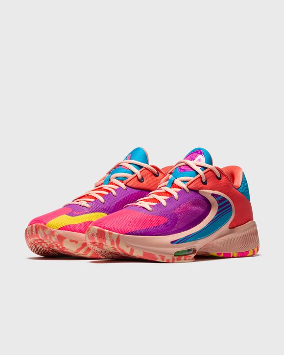 Zoom Freak 4