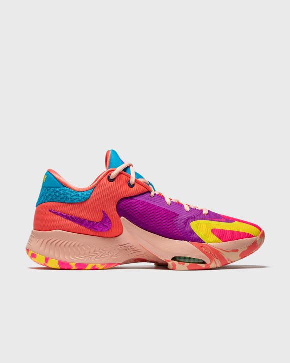Zoom Freak 4