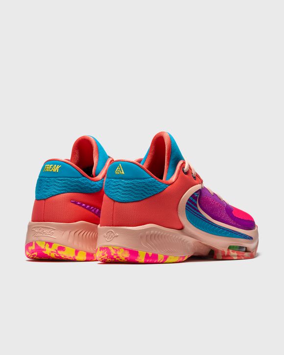 Zoom Freak 4