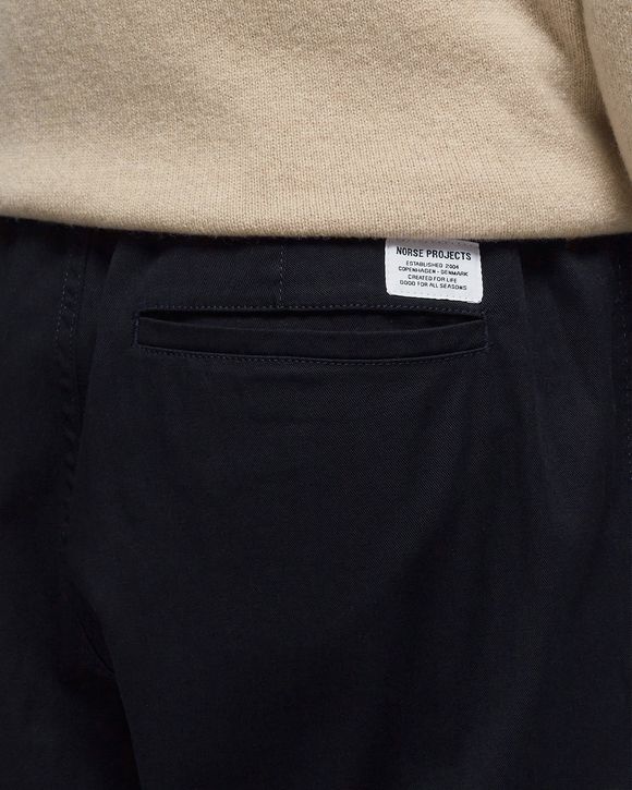 Ezra Light Stretch