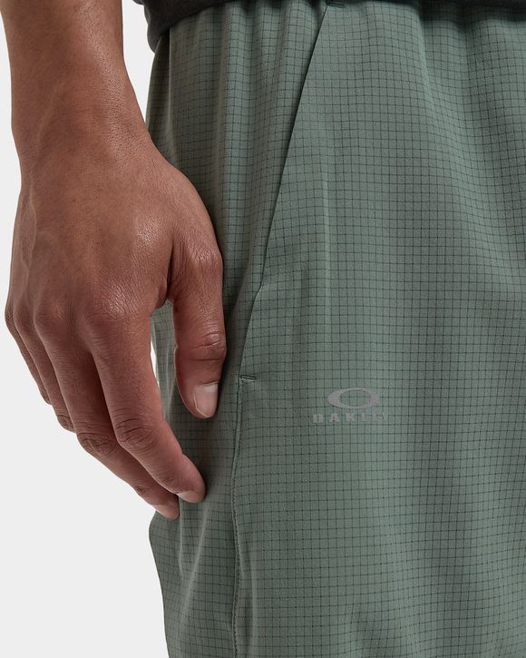 LATITUDE VEIL SHORT