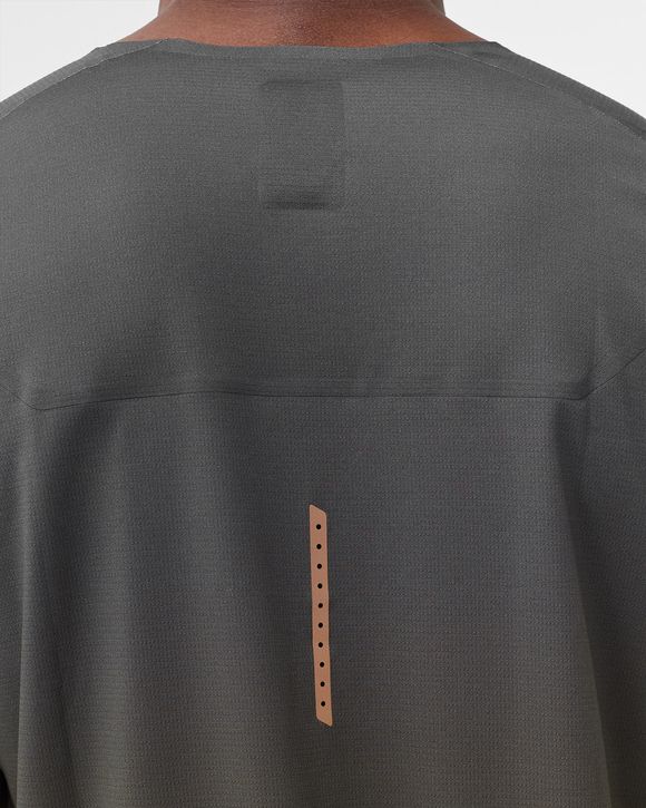ON X LOEWE PERFORMANCE TEE